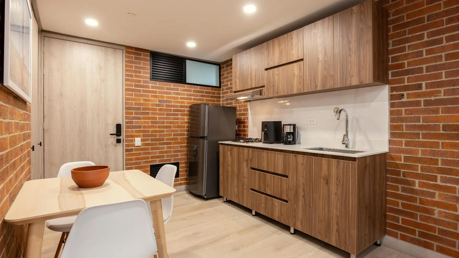 Kyux Studios By Mome Medellín Colombia