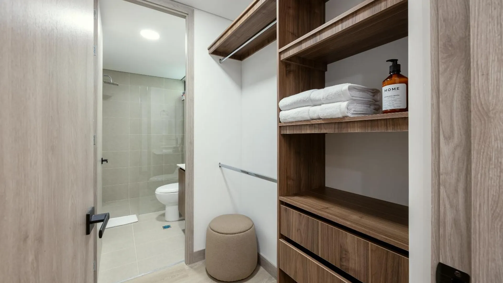 Διαμέρισμα Kyux Studios By Mome Stays Μεντεγίν