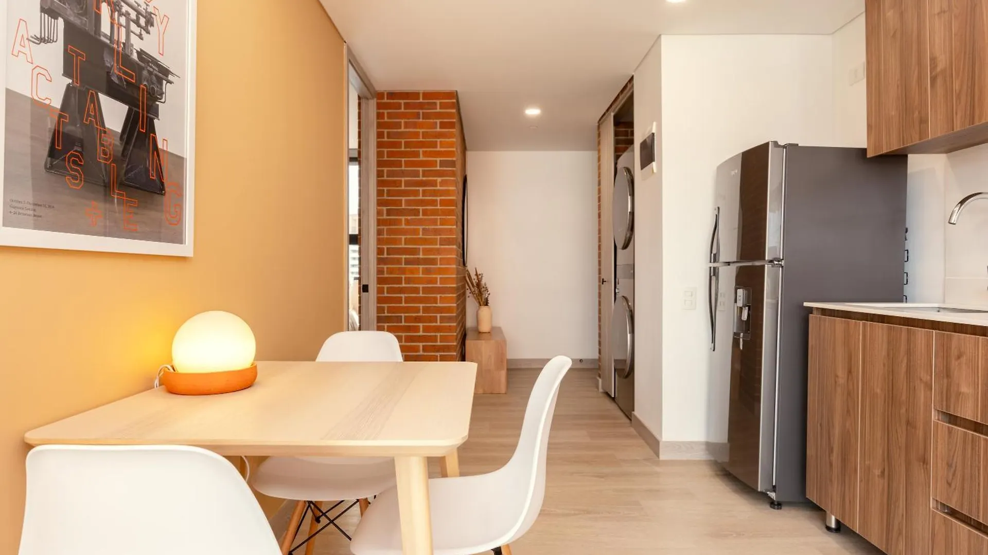 Διαμέρισμα Kyux Studios By Mome Stays Μεντεγίν