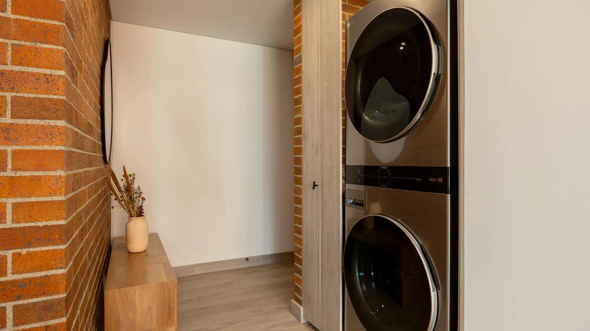 Apartamento Kyux Studios By Mome Medellín Colômbia